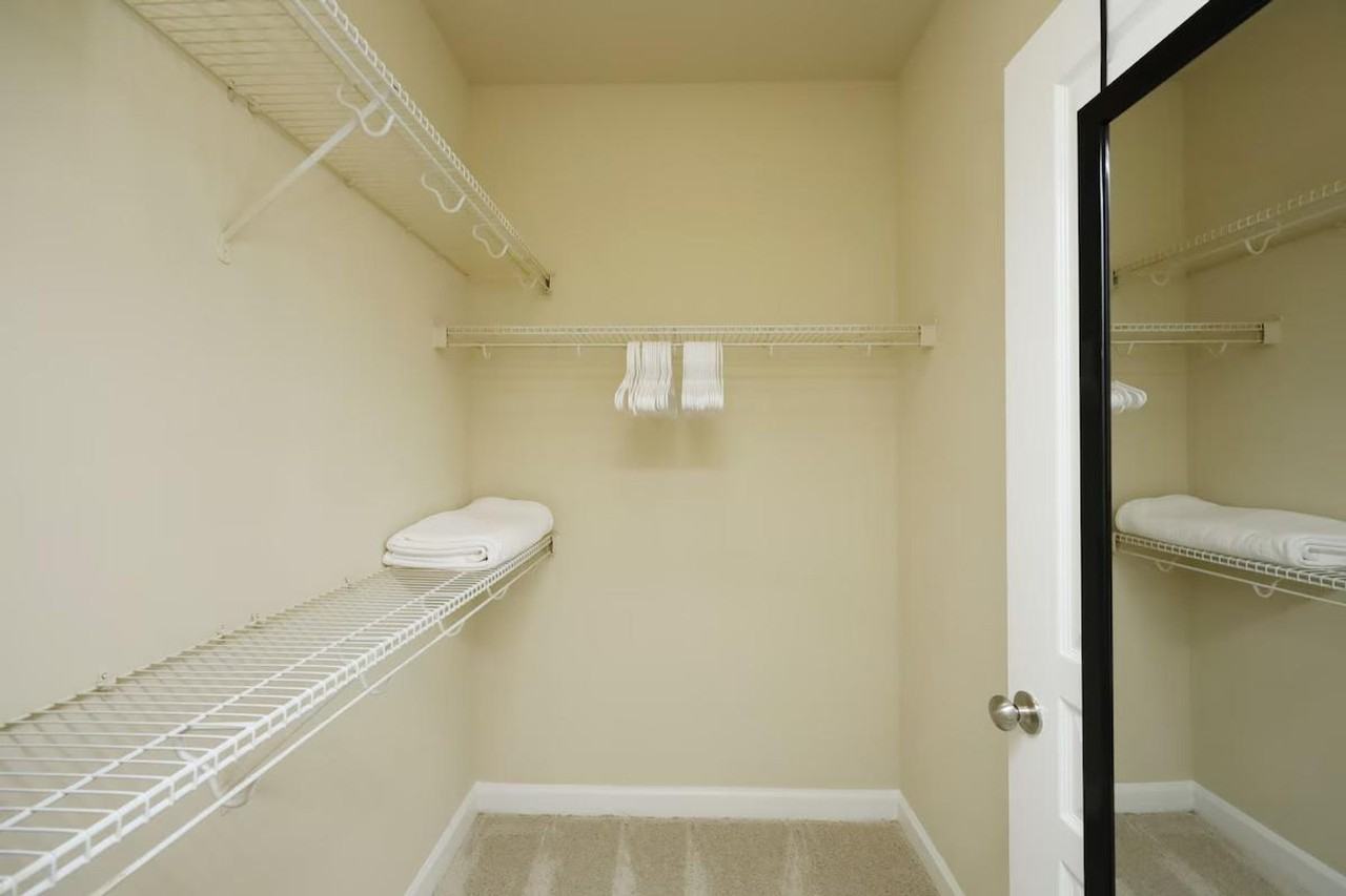 2431 Brisbane Woods Way #1225811P - Photo 7 of 20