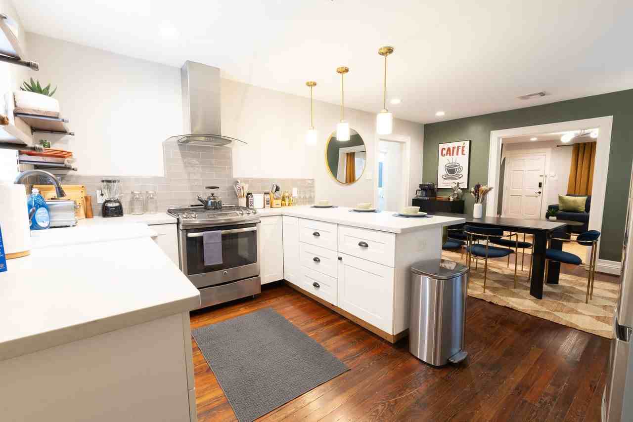 725 Peddie St #1257756P - Photo 7 of 50