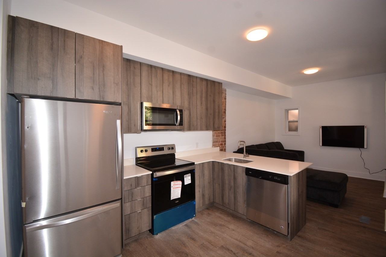 83 Daly Avenue #A - Photo 2 of 5