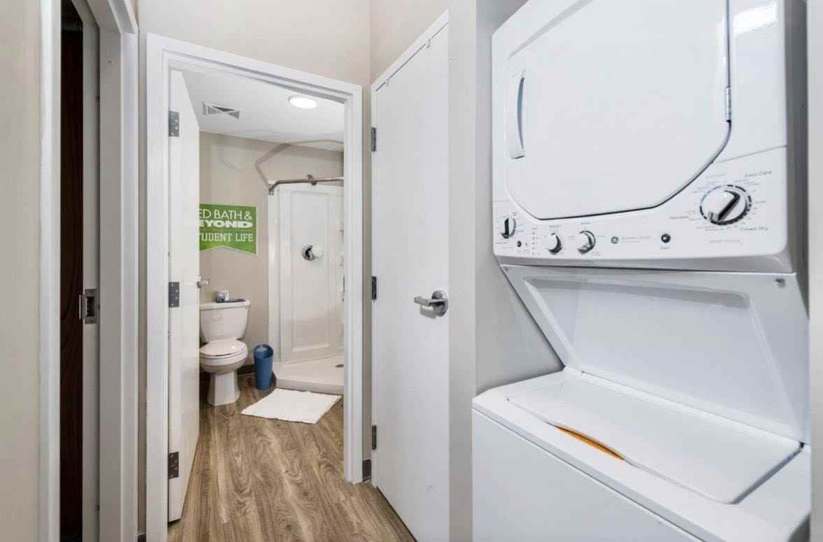 51 Lake Street - Photo 4 of 10