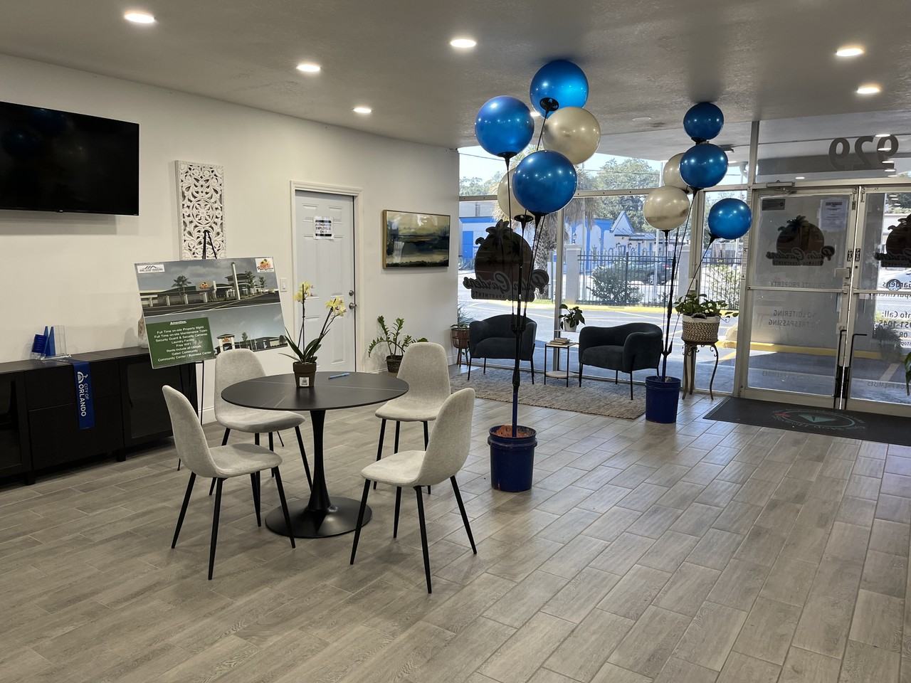 Palm Gardens Orlando Apartments - Photo 2 of 8