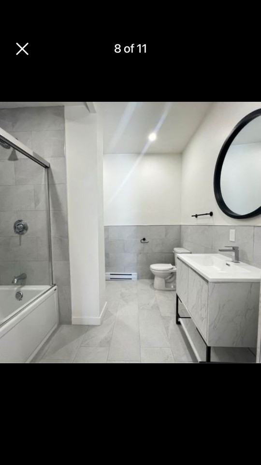 2084 Av Claremont - Photo 2 of 8