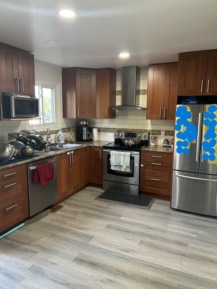 3240 Uplands Drive - Photo 2 of 12