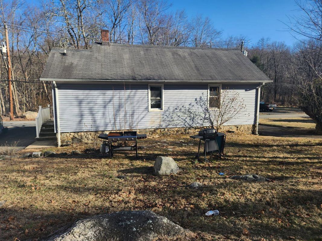 24 Hamilton Ave - Photo 3 of 15