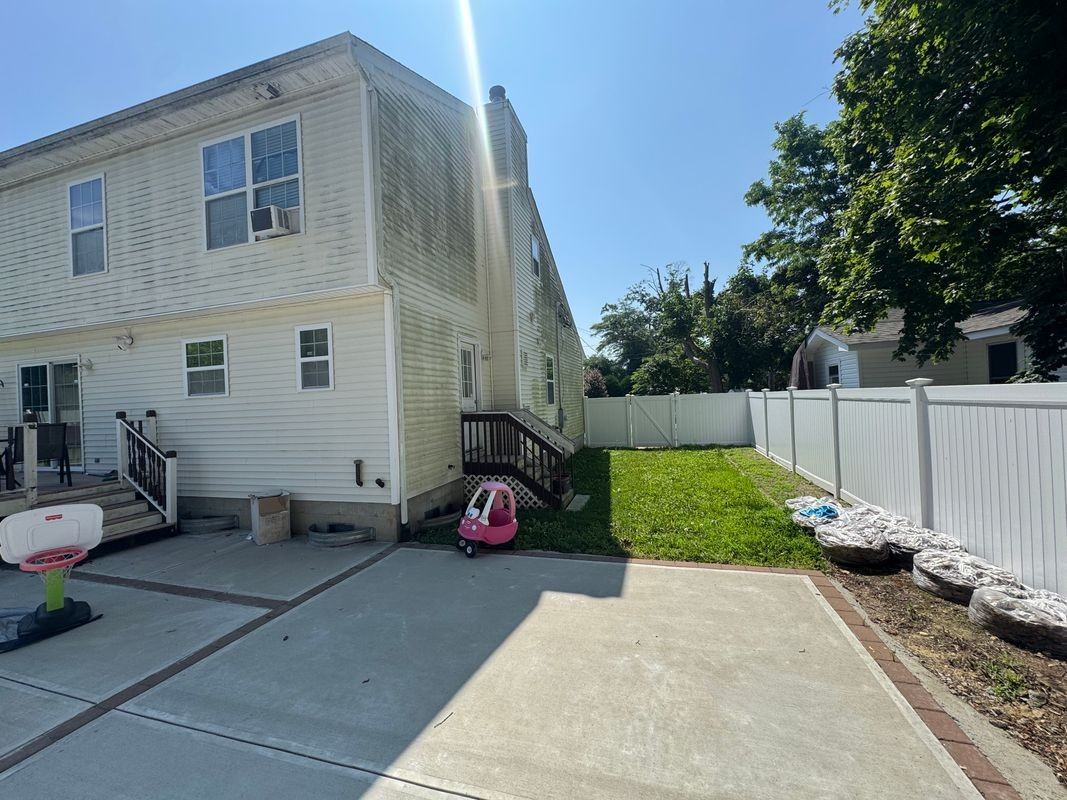 83A Lynbrook Dr - Photo 3 of 3