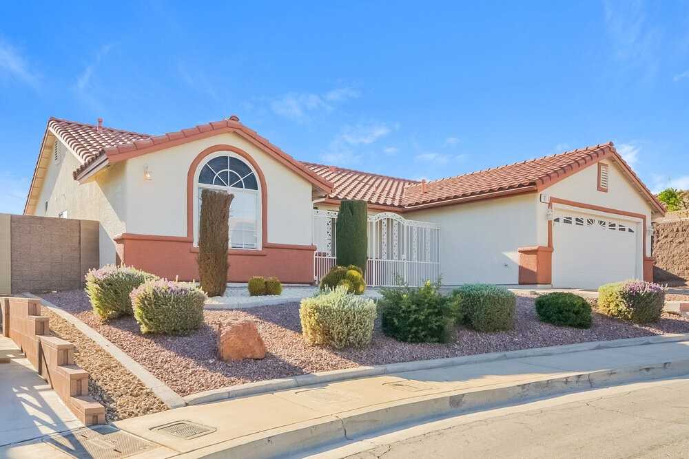 1014 Evanwood Ct - Photo 3 of 16