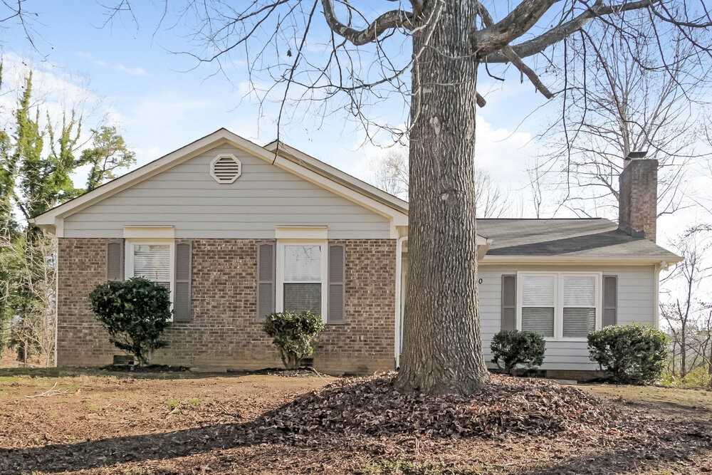 2130 Teddington Dr - Photo 3 of 16