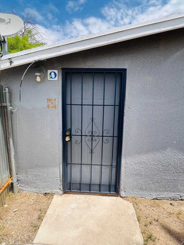 **First Month Free** - Photo 2 of 24