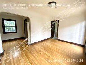 442 3/4 N Lake St - Photo 1 of 1