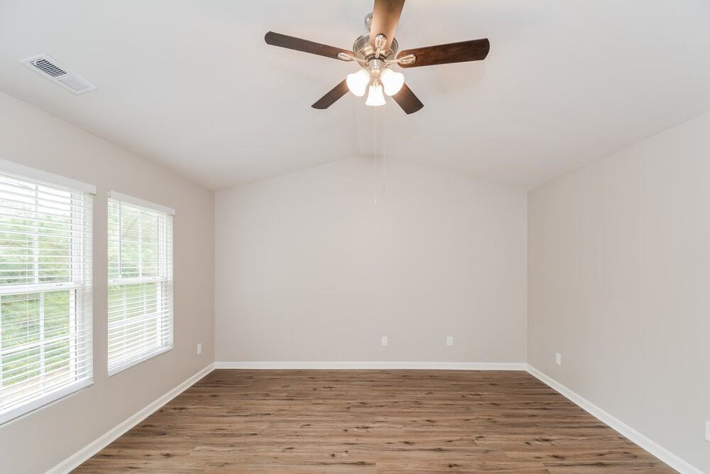 5215 Little Sandy Dr - Photo 7 of 17