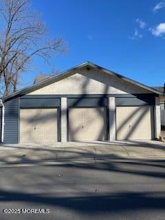 835 Dunlewy St - Photo 2 of 23