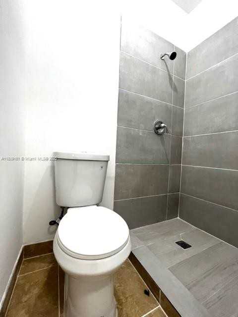 1381 Nw 56th St #SS - Photo 3 of 12