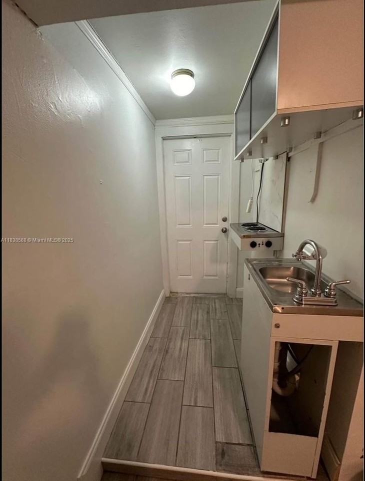 5203 Sw 102nd Ct #5203 - Photo 3 of 8