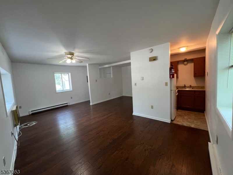 44 Broad St #44 - Photo 3 of 6