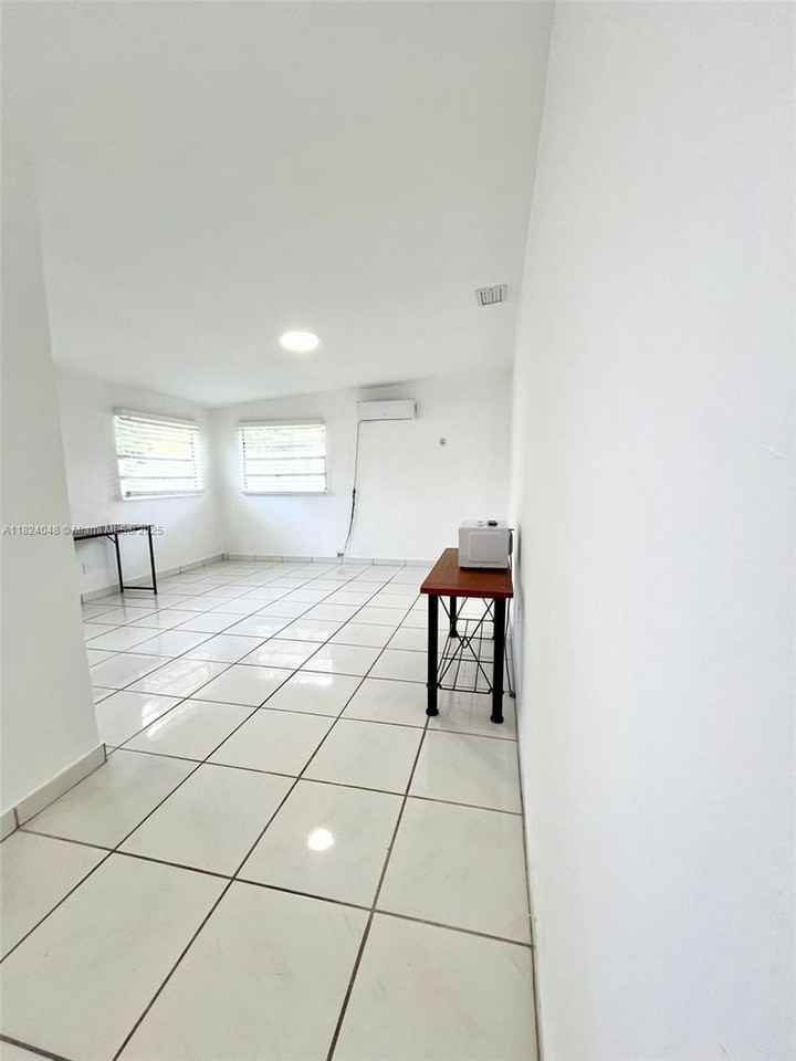 1666 Ne 183rd St #2-2 - Photo 2 of 8