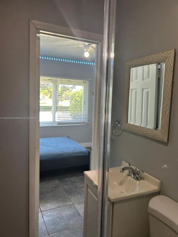 59 Nw 115th St #1-1 - Photo 2 of 14