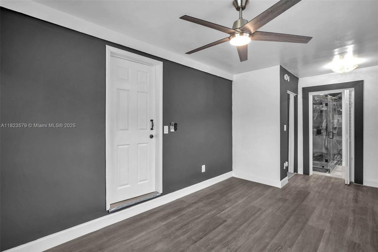 14600 Nw 11th Ct #2-2 - Photo 3 of 10