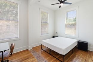 1133 E Henry St - Photo 1 of 1