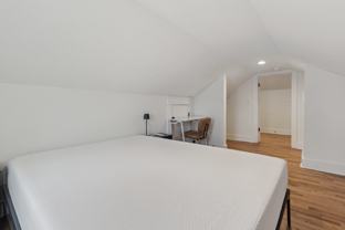 1133 E Henry St - Photo 1 of 1