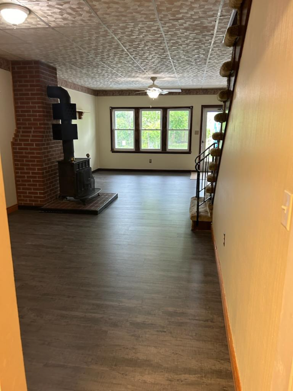 515 Main St - Photo 3 of 18