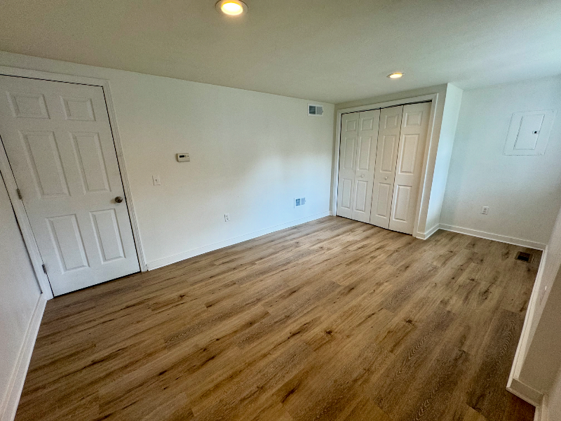 4345 Dakota St #REAR - Photo 2 of 11