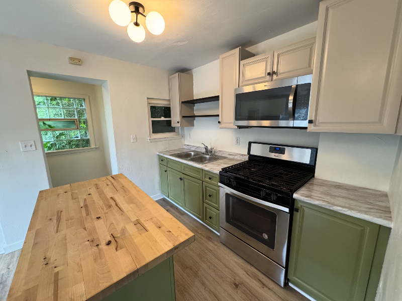 4345 Dakota St #REAR - Photo 3 of 11