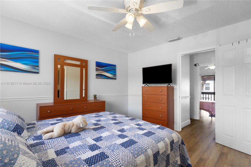 8360 Nw 8th St - Photo 7 of 13