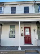 714 Walnut St - Photo 1 of 1