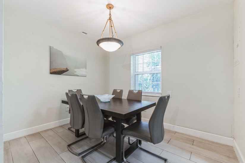 1601 Adams St #NA - Photo 3 of 16