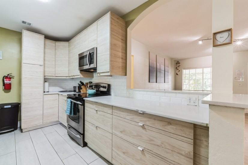 1601 Adams St #NA - Photo 5 of 16