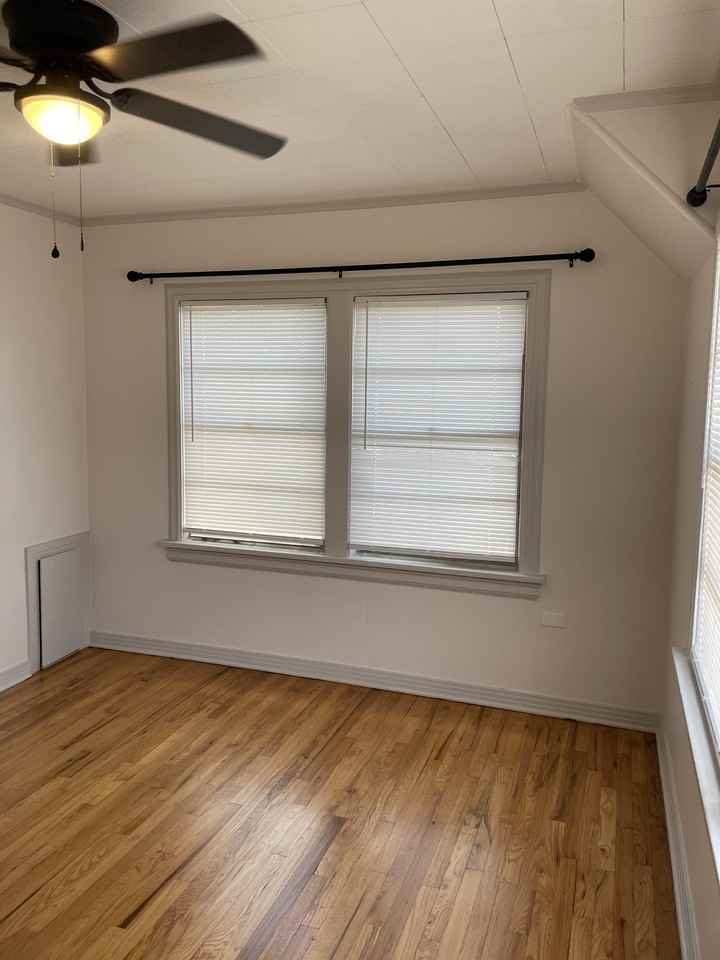 122 Rowland Pl #A - Photo 3 of 13