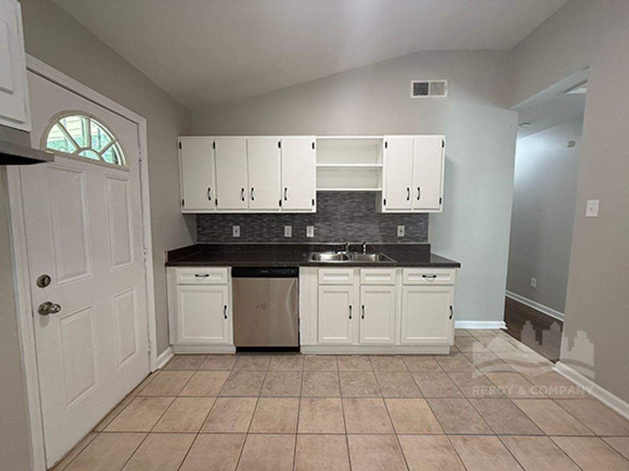 2076 Willow Wood Ave - Photo 7 of 15