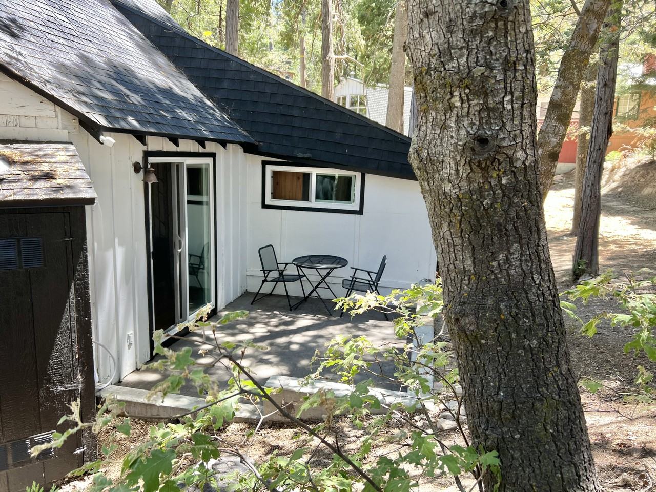 838 Lake View Ln #NA - Photo 3 of 18