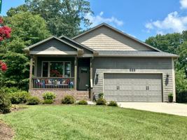 featured image of 668 13th Avenue Pl Nw