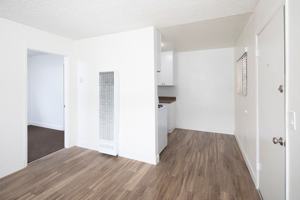 featured image of 608 E 24th St