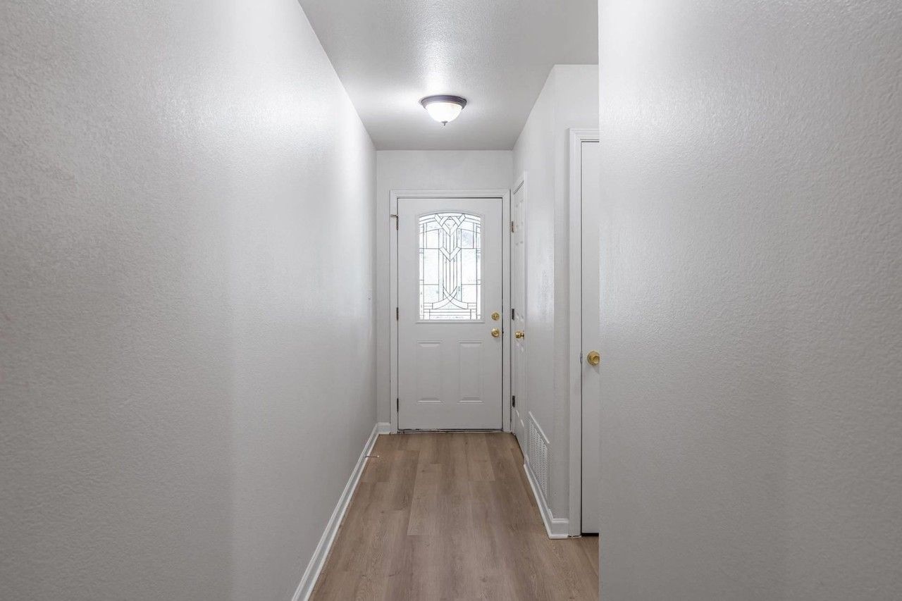 8408 Staunton Dr - Photo 2 of 18