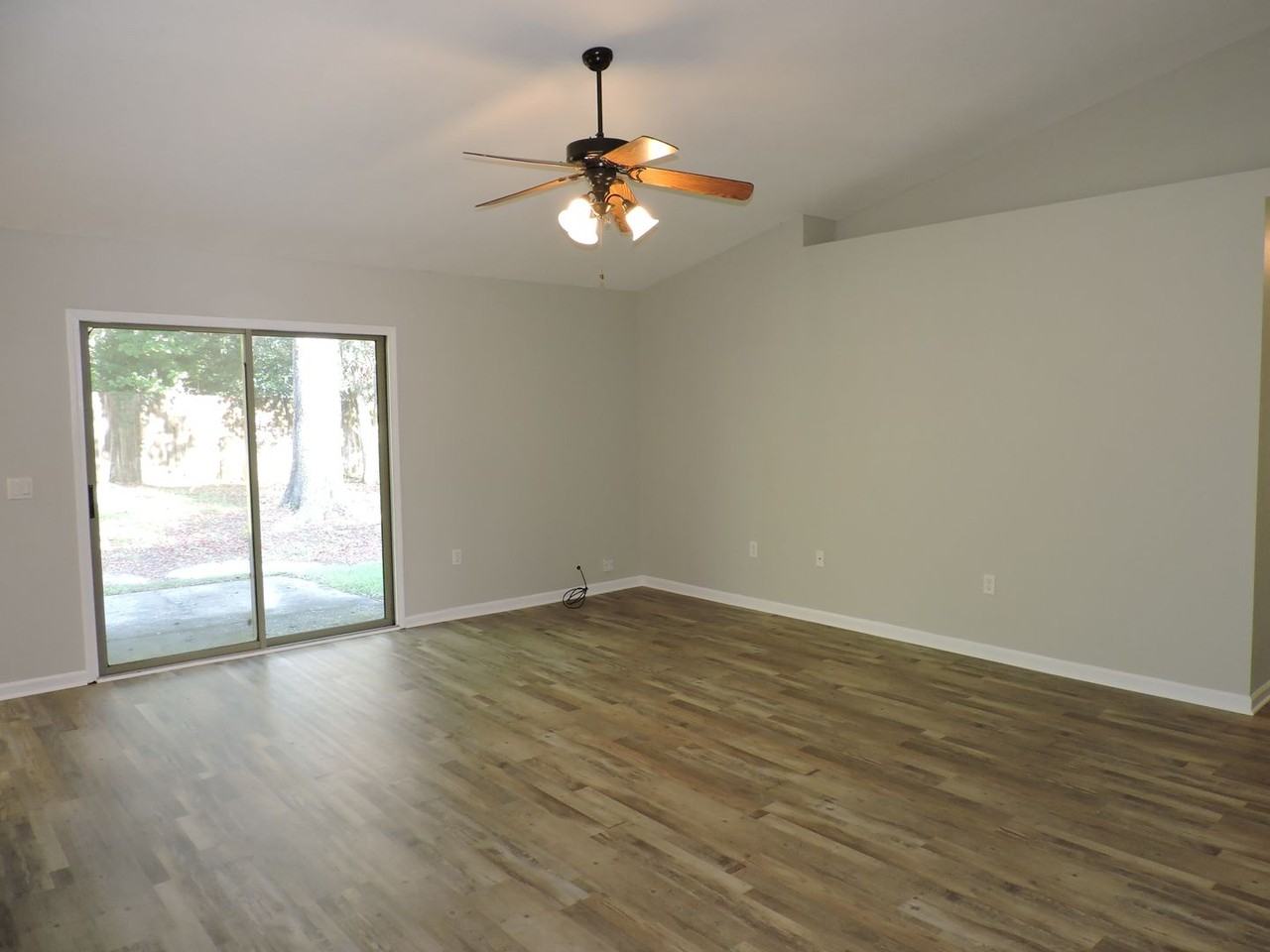 2018 Gren Mill Ct - Photo 3 of 28