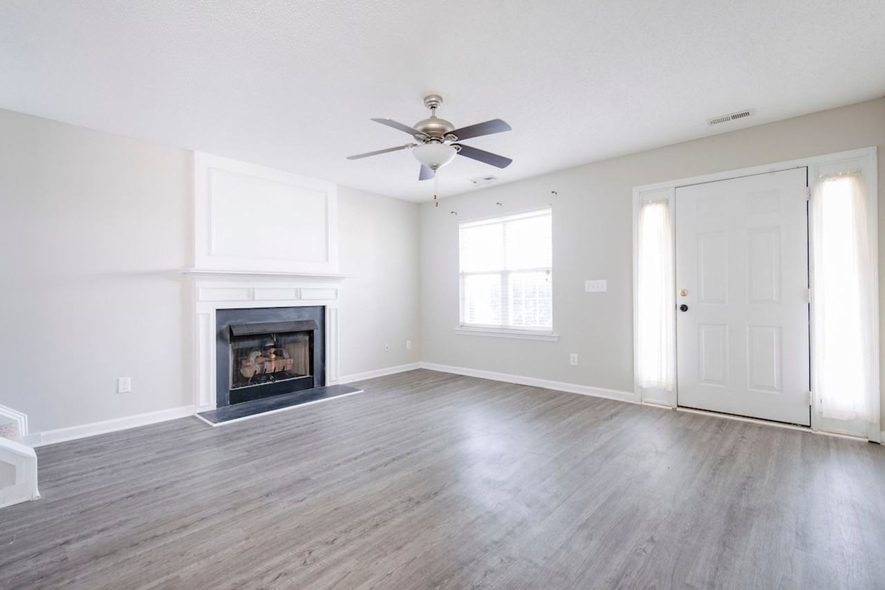 100 Thorncrest Dr - Photo 3 of 14