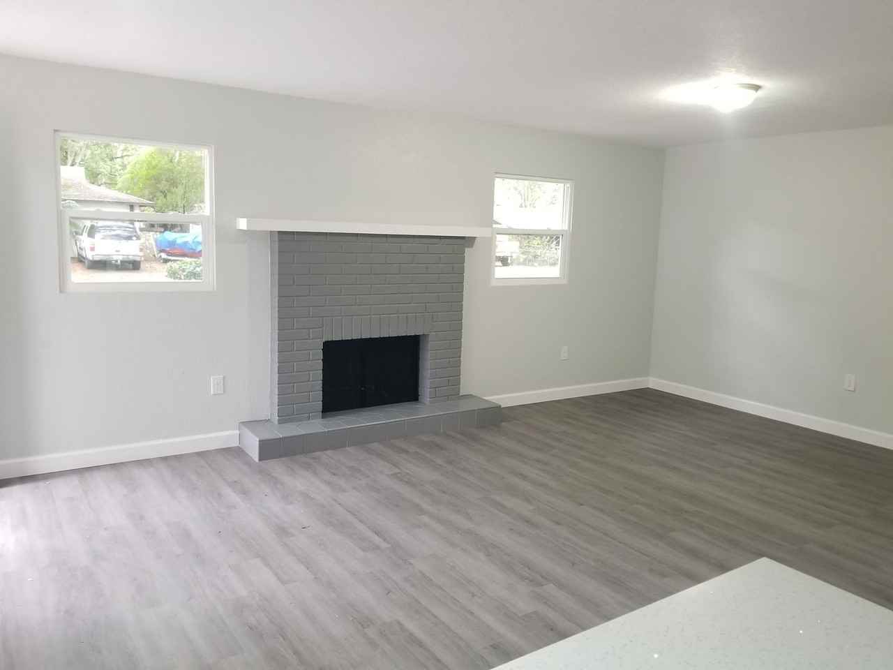 1509 Foxridge Run Sw - Photo 3 of 14
