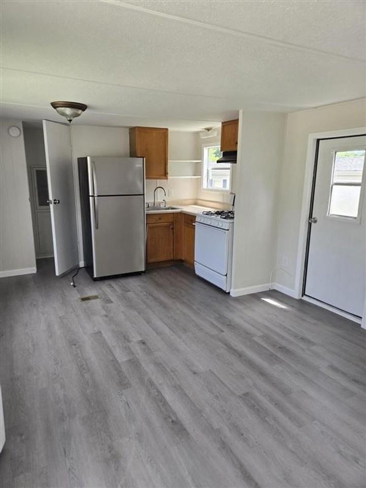 99A Arcadia Dr - Photo 3 of 6