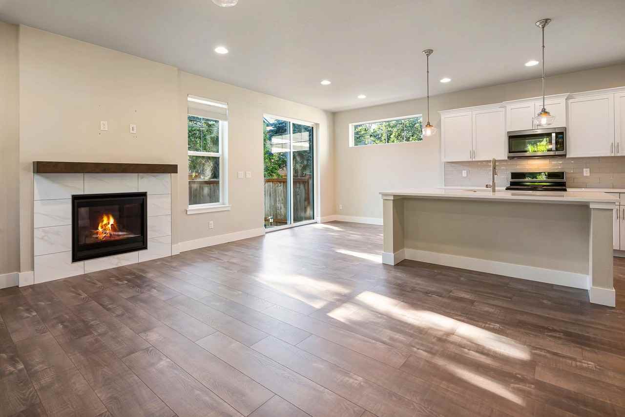4366 Se Lone Oak St - Photo 4 of 35