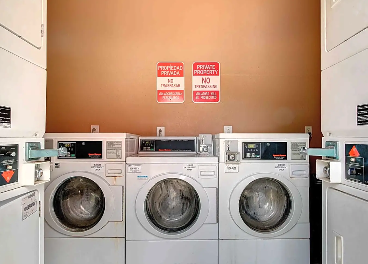 Chateau Tourraine Apartments - Photo 5 of 10