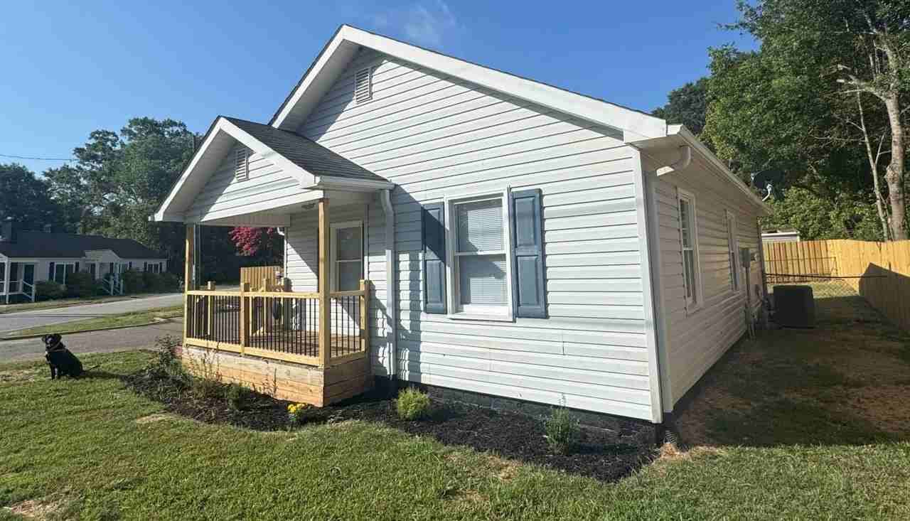 204 Cannon Ave - Photo 2 of 14