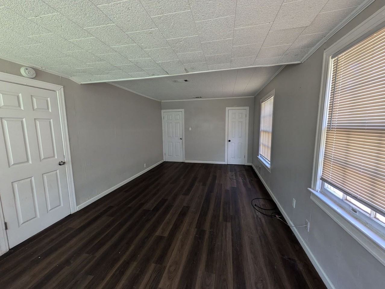 345 Alabama Avenue - Photo 3 of 17