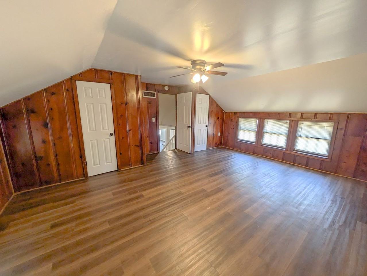 345 Alabama Avenue - Photo 7 of 17