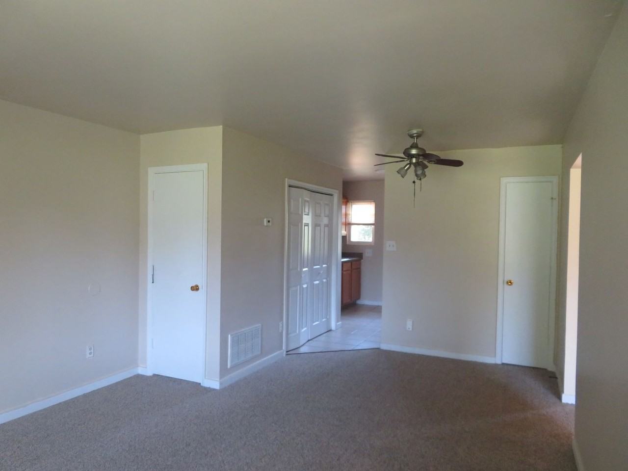 328 Kent Ave - Photo 2 of 16