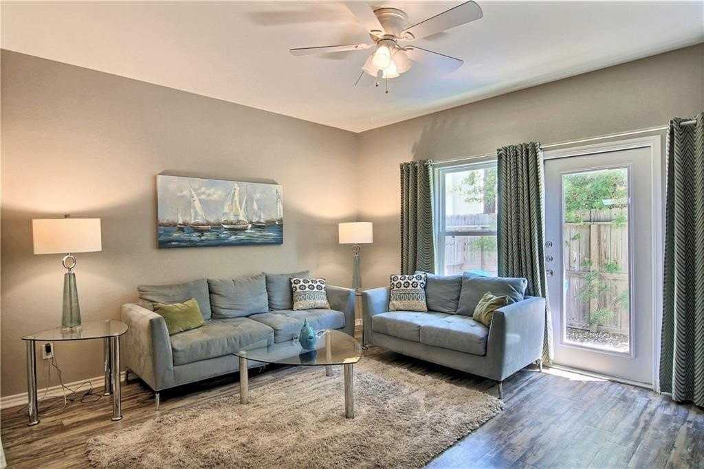 15122 Dory Dr - Photo 7 of 20