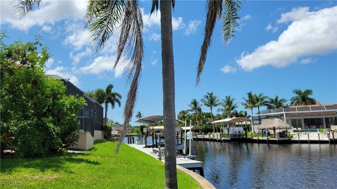 5638 Riverside Dr - Photo 7 of 31