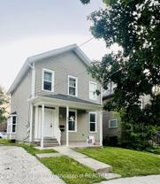 831 N Chestnut St - Photo 1 of 1