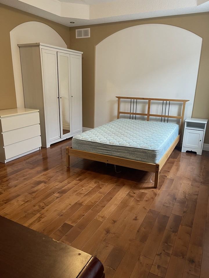 5 Amherst Drive - Photo 4 of 16